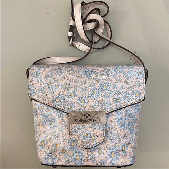 Patricia Nash Handbags - Patricia Nash ~ Fleuriste Cholet Flap Crossbody
